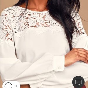 Lulu’s white blouse size small